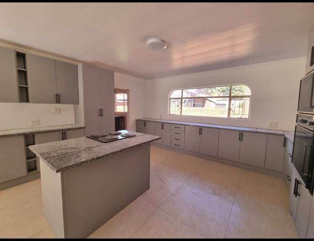 3 BEDROOM HOUSE FOR SALE IN ARCON PARK